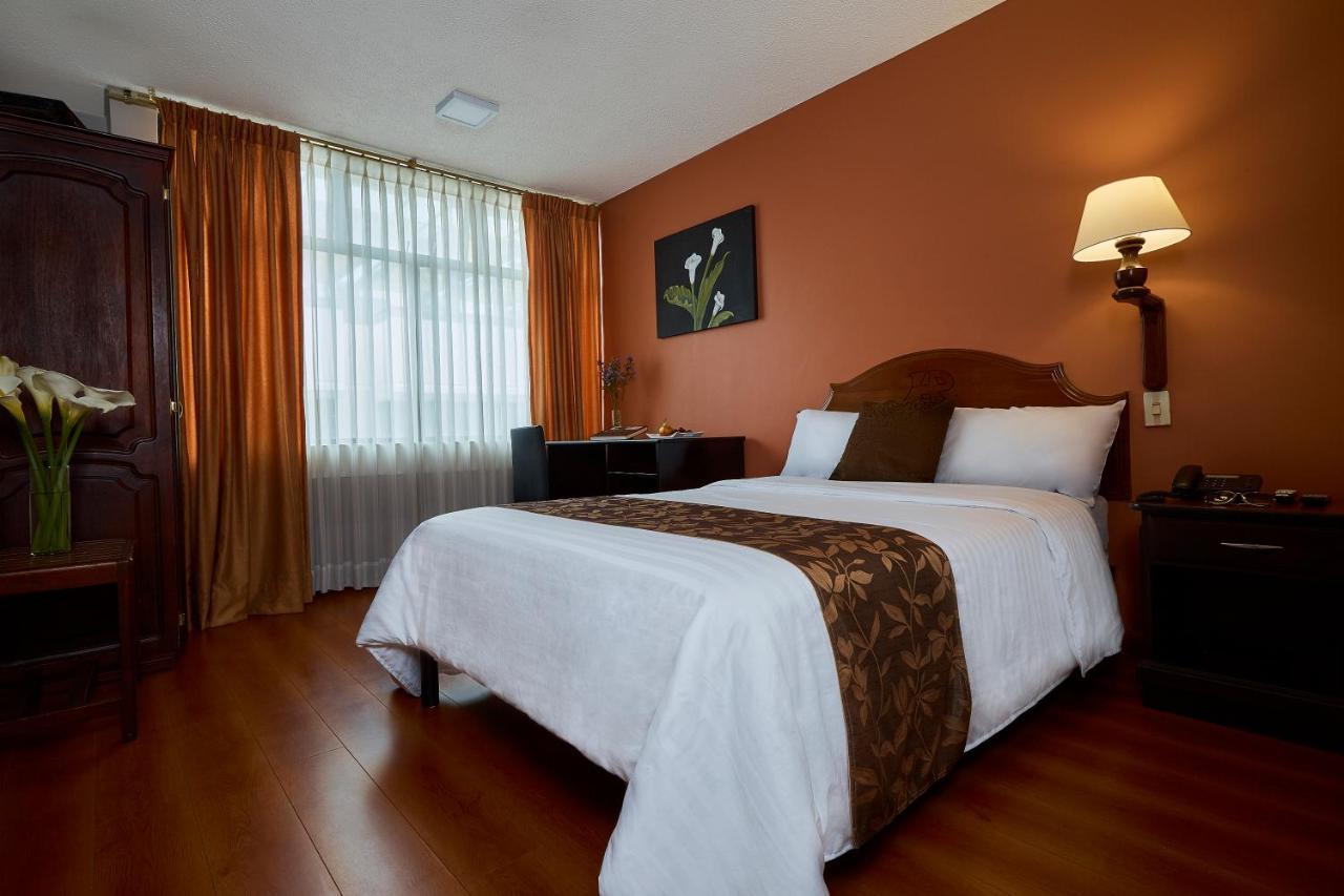 Hotel Podocarpus Loja Esterno foto